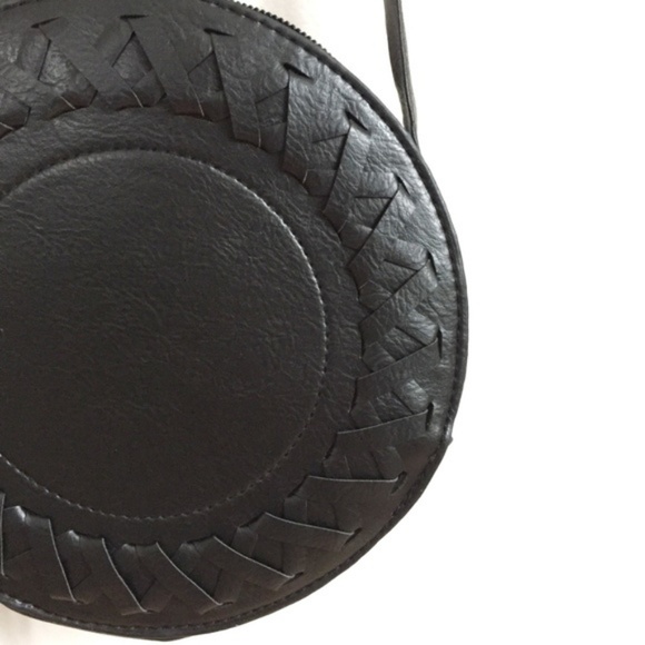 Boho Black Leather Crossbody Tassel Bag Purse NEW! - Picture 4 of 8